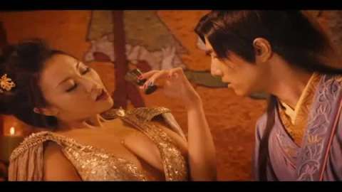 Nhục Bồ Đoàn 1991 Vietsub HD – Diệp Tử My & Ngô Khải Hoa Cảnh Nóng